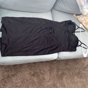 ✨NEW✨ YEAR ✨ DRESS🖤Fitting and Stretch Black Satin Dress. Size L